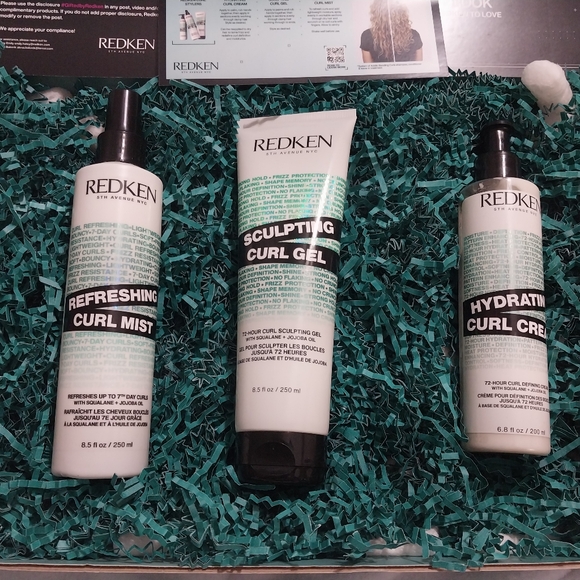 Redken PR Box - Picture 2 of 5